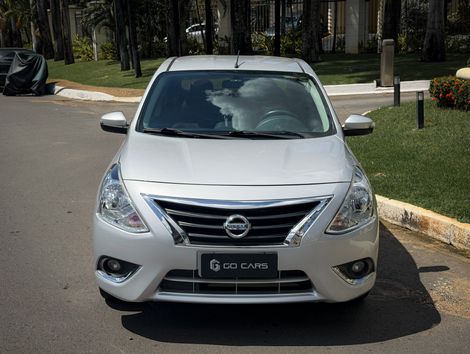 Nissan VERSA SL 1.6 16V FlexStart 4p Aut.