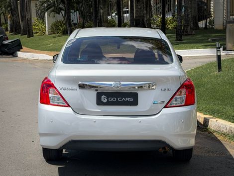 Nissan VERSA SL 1.6 16V FlexStart 4p Aut.