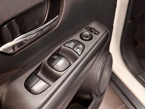 Nissan KICKS S Direct 1.6 16V Flex 5p Aut.