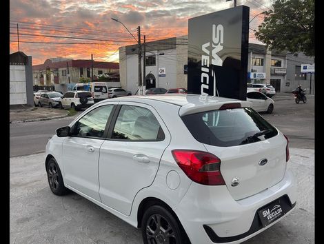 Ford Ka 1.5 Sedan SE Plus 12V Flex 4p Mec.