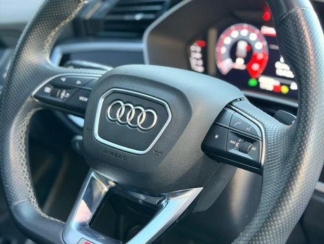 Audi Q3 SPB Perf. Black 2.0 TFSI Tipt. Quat.