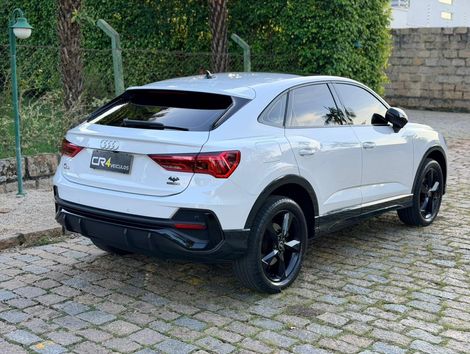 Audi Q3 SPB Perf. Black 2.0 TFSI Tipt. Quat.