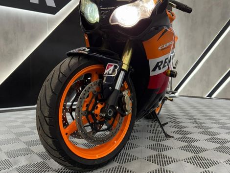 HONDA CBR 1000 RR Fireblade