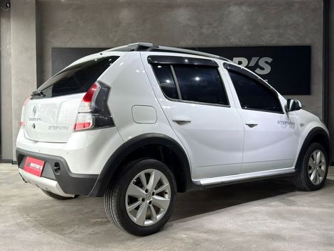 Renault SANDERO STEPWAY Hi-Flex 1.6 16V 5p Aut.