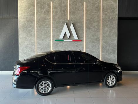 Nissan VERSA SV 1.6 16V FlexStart 4p Aut.