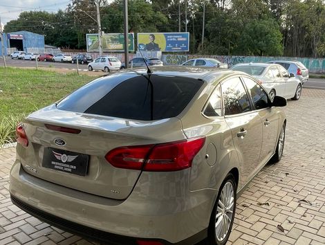 Ford Focus 2.0 16V/SE/SE Plus Flex 5p Aut.