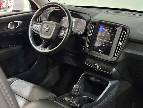 Volvo XC 40 T-4 2.0 190cv FWD