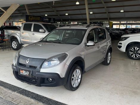 Renault SANDERO STEPWAY Hi-F. R. CURL 1.6 16V 5p