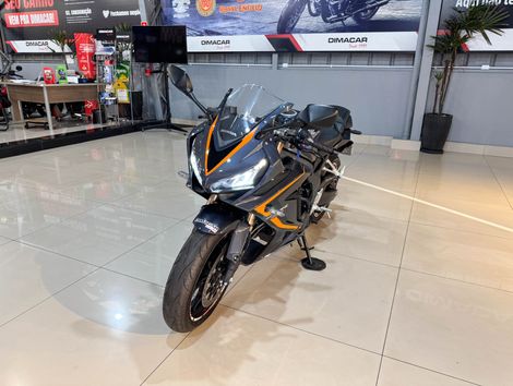 HONDA CBR 650 R