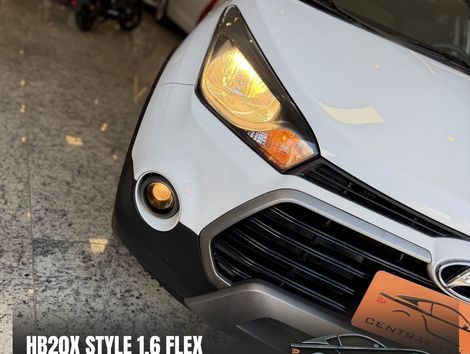 Hyundai HB20X Style 1.6 Flex 16v Mec.