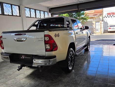 Toyota Hilux CD SRX 4x4 2.8 TDI 16V Diesel Aut.
