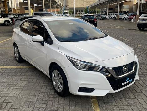 Nissan VERSA Sense 1.6 16V Flex Aut.