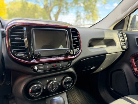 Fiat Toro Freedom 1.8 16V Flex Aut.