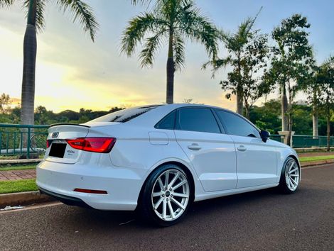 Audi A3 Sedan 1.4/ Attra. 16V TB FSI S-tronic