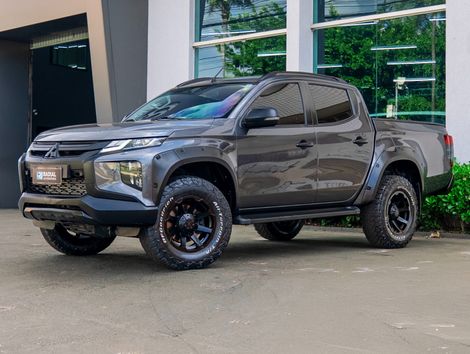 Mitsubishi L200 Triton Sport HPE-S 2.4 CD Dies. Aut