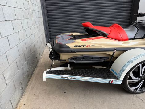 BRP SEA-Doo RTX-RS 325
