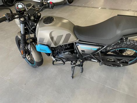 Royal Enfield Himalayan 411 EFI