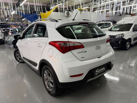 Hyundai HB20X Style 1.6 Flex 16v Mec.