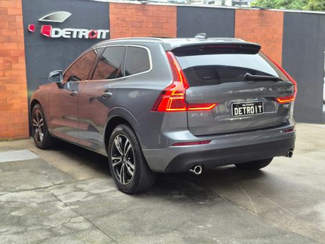 Volvo XC 60 D-5 MOMENTUM 2.0 AWD Diesel 5p