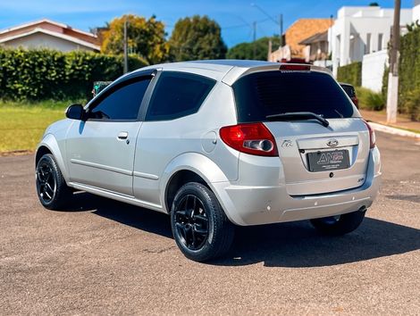 Ford Ka 1.0 8V/1.0 8V ST Flex 3p