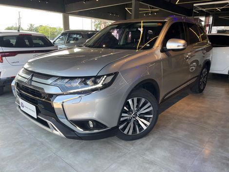 Mitsubishi OUTLANDER HPE-S 2.2 Diesel 4x4 Aut.