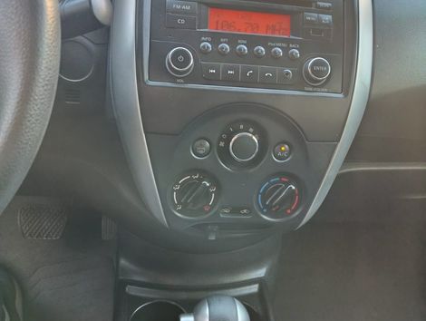 Nissan VERSA SV 1.6 16V FlexStart 4p Aut.