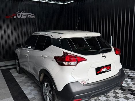 Nissan KICKS Active S 1.6 16V Flex Aut.