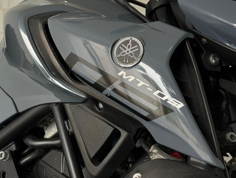 YAMAHA MT-03 321/ABS