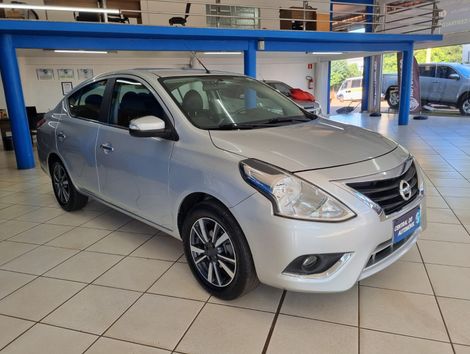 Nissan VERSA SL 1.6 16V FlexStart 4p Mec.