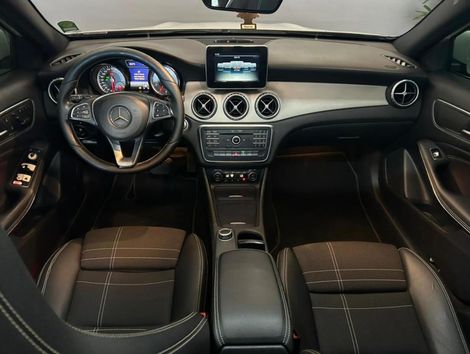 MERCEDES-BENZ 2.0 16V TURBO GASOLINA SPORT 4P AUTOMÁTICO