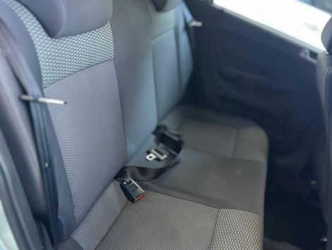 VolksWagen Gol (novo) 1.0 Mi Total Flex 8V 4p