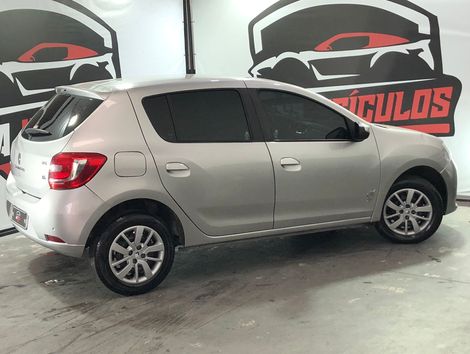 Renault SANDERO Expression Hi-Power 1.6 8V 5p