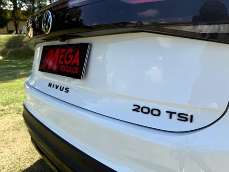 VolksWagen Nivus Highline 1.0 200 TSI Flex Aut.