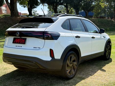 VolksWagen Nivus Highline 1.0 200 TSI Flex Aut.