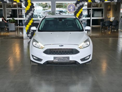 Ford Focus 2.0 16V/SE/SE Plus Flex 5p Aut.