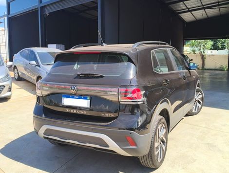 VolksWagen T-Cross Comfor. 200 TSI 1.0 Flex 5p Aut.