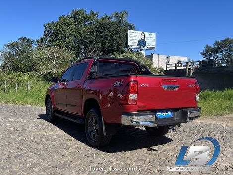 Toyota Hilux CD SR 4x4 2.8 TDI Diesel Aut.