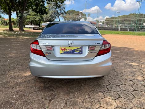 Honda Civic Sedan LXR 2.0 Flexone 16V Aut. 4p