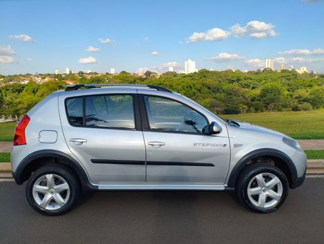 Renault SANDERO STEPWAY Hi-Flex 1.6 16V 5p