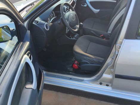 Renault SANDERO STEPWAY Hi-Flex 1.6 16V 5p