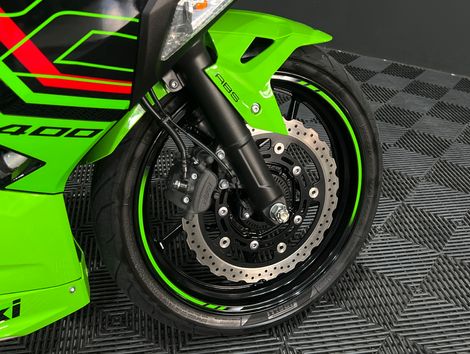 KAWASAKI NINJA 400