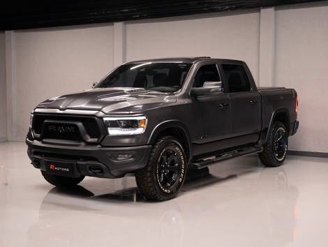RAM 1500 REBEL 5.7 HEMI CD V8 4x4 Aut.