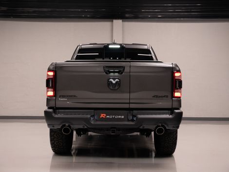 RAM 1500 REBEL 5.7 HEMI CD V8 4x4 Aut.