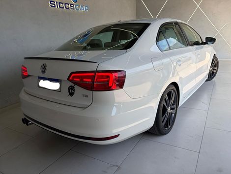 VolksWagen JETTA Highline 2.0 TSI 16V 4p Tiptronic