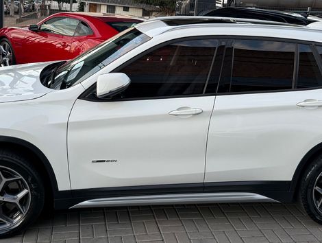 BMW X1 SDRIVE 20i X-Line 2.0 TB Active Flex