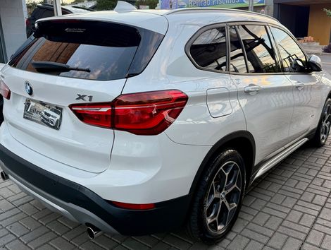 BMW X1 SDRIVE 20i X-Line 2.0 TB Active Flex