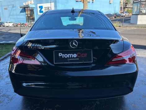 Mercedes CLA-180 1.6 16V 122cv Aut.