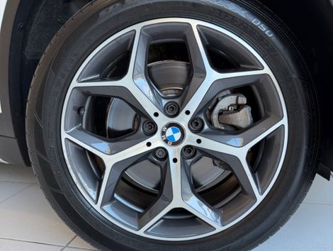 BMW X1 SDRIVE 20i X-Line 2.0 TB Active Flex
