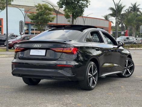 Audi A3 Sed.Perf. Black 2.0 TFSI S-tr. (Hib.)