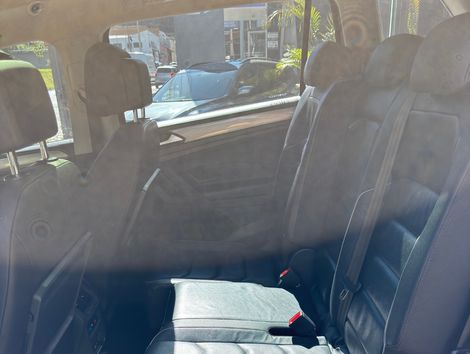 VolksWagen TIGUAN Allspac Comf 250 TSI 1.4 Flex